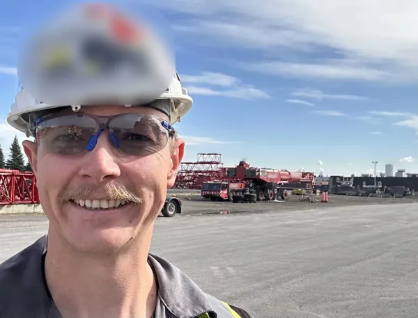 Dean McDonald on site for a sheave groove inspection on a Liebherr LTM 1400-7.1